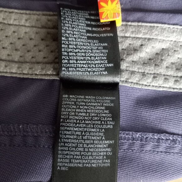 The North Face Size 14 Cargo Shorts Womens Purple Recycled Polyester Elastane - Picture 2 of 7